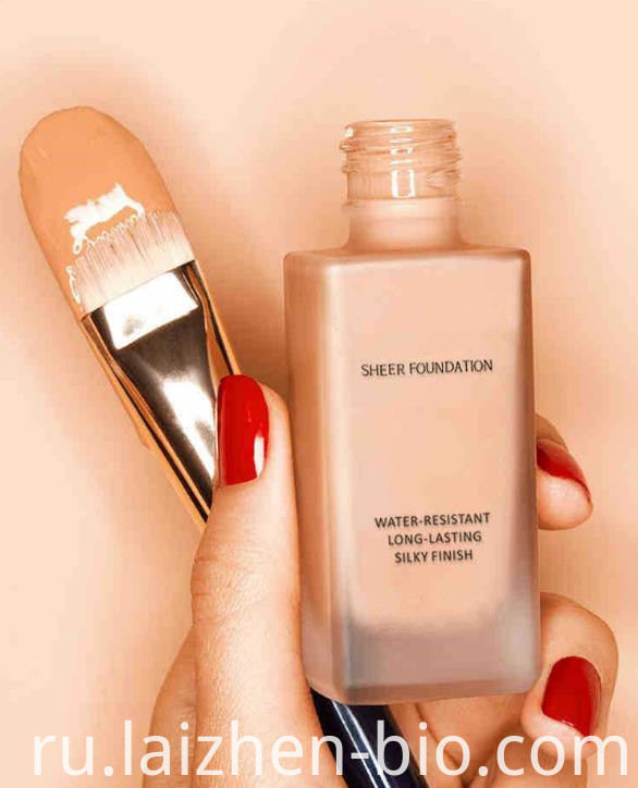 Консилер и увлажняющая жидкая основа Concealer and moisturizing liquid foundation